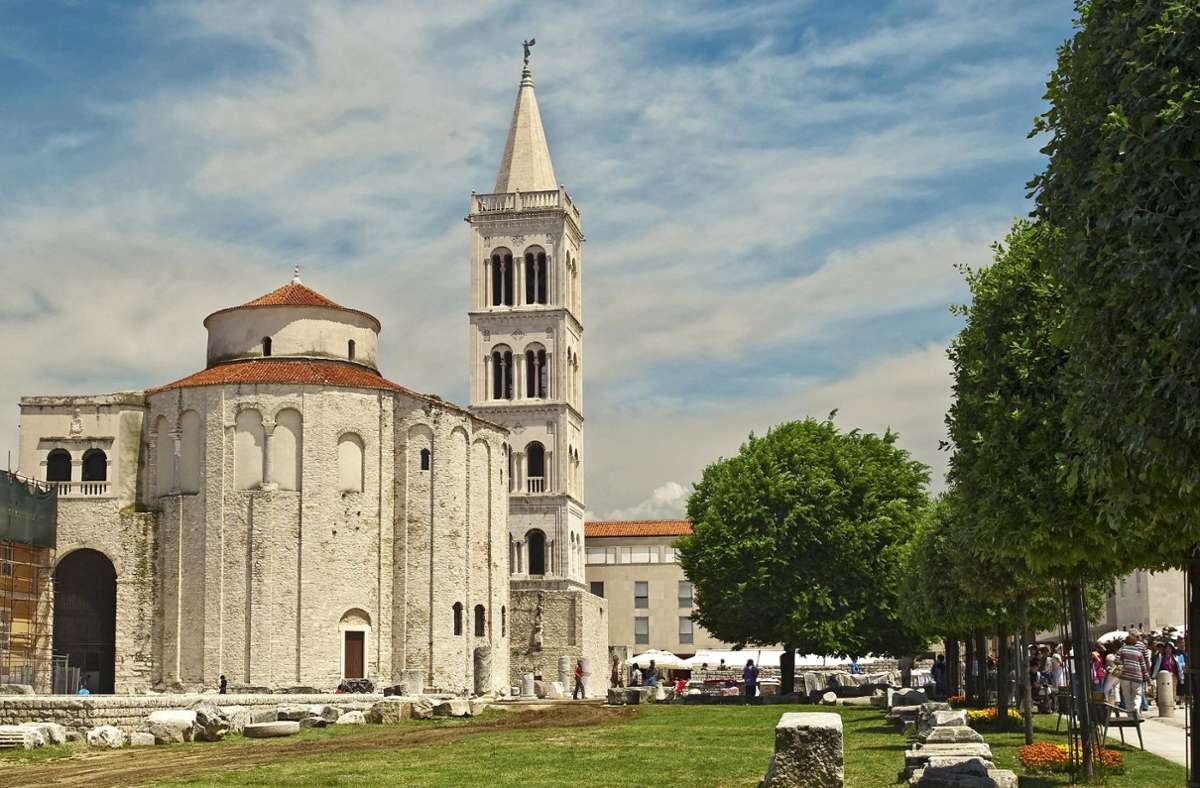 In Zadar ist Kroatiens gesamte Architekturgeschichte kompakt zu besichtigen.