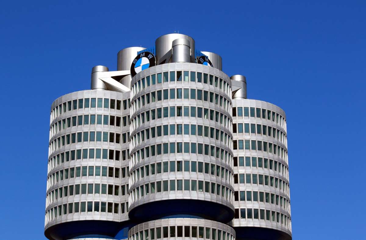 BMW: Mit Abfindung in Frührente:  Autokonzern besiegelt Stellenabbau