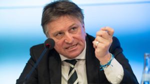 Minister Lucha: Reisende aus Südtirol sollen zu Hause bleiben