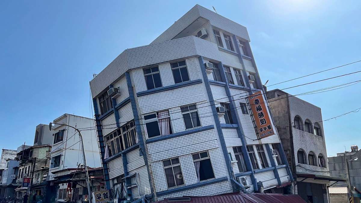 Tsunami-Warnungen: Stärkstes Erdbeben seit 25 Jahren erschüttert Taiwan