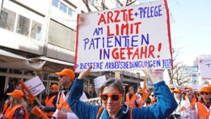 Mehr als 1000 Ärzte an Unikliniken streiken für mehr Geld