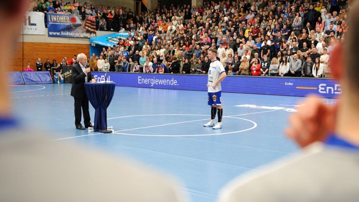 Handballfest bringt viel Geld für  guten Zweck