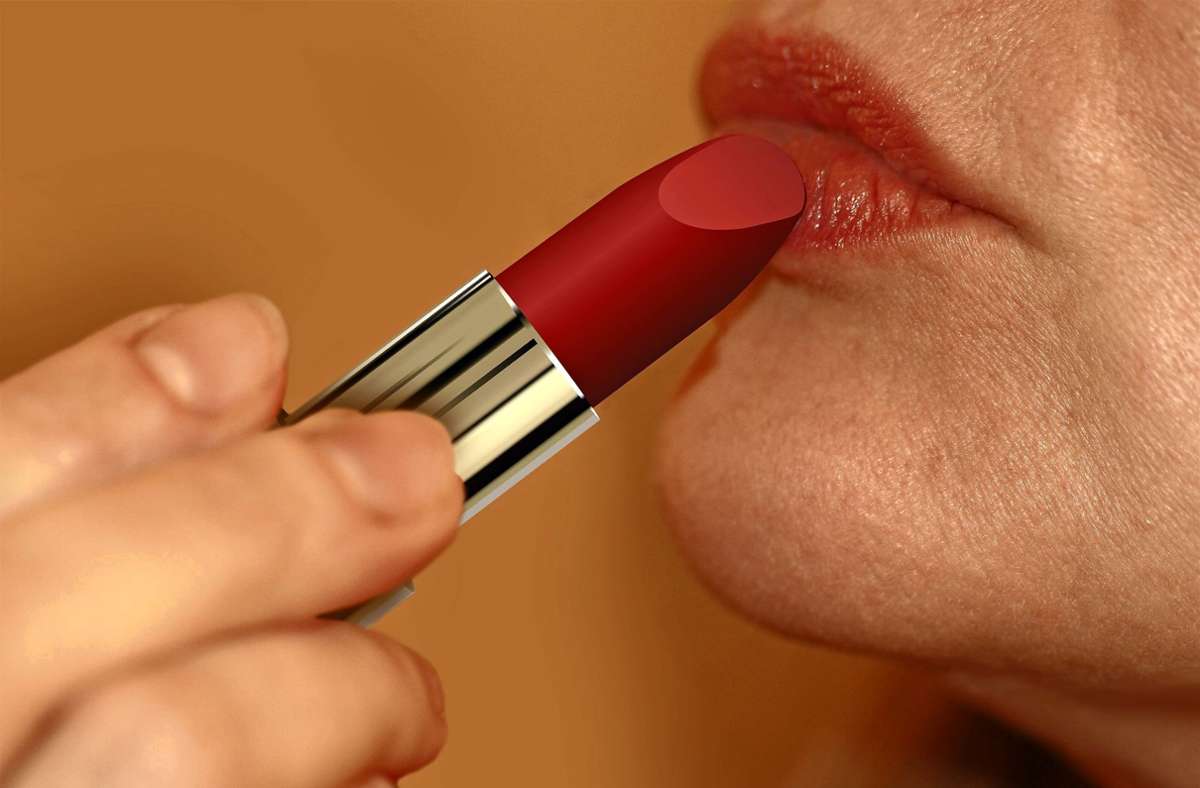Auch in Kosmetikprodukten wie Lippenstift lassen sich die toxischen PFA-Substanzen  finden. Foto: privat