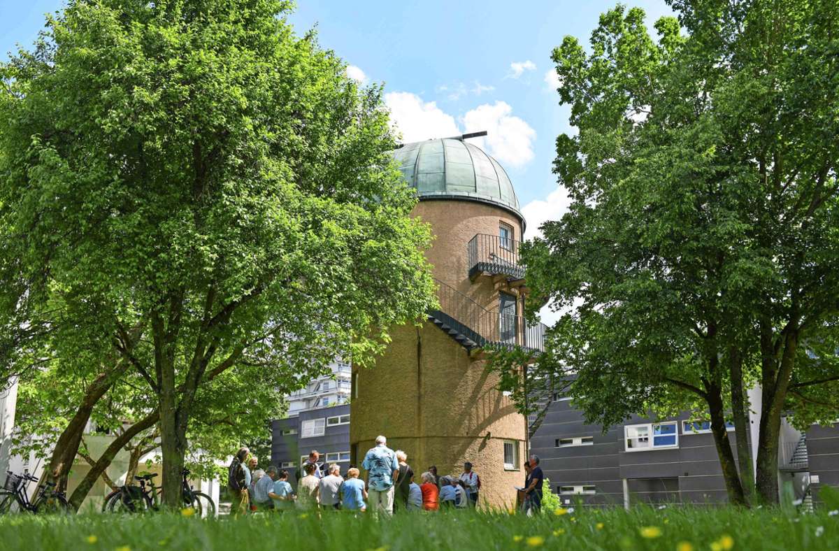 Die Sternwarte wirkt wie ein Fremdkörper auf dem modernen Uni-Campus in Stuttgart-Vaihingen.