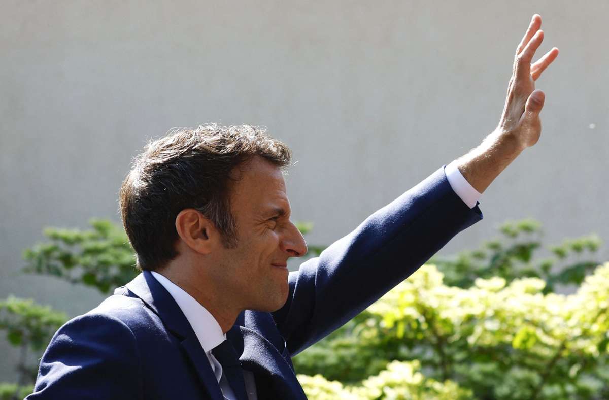 Macron bleibt Frankreichs Präsident: Siegreich, aber angeschlagen