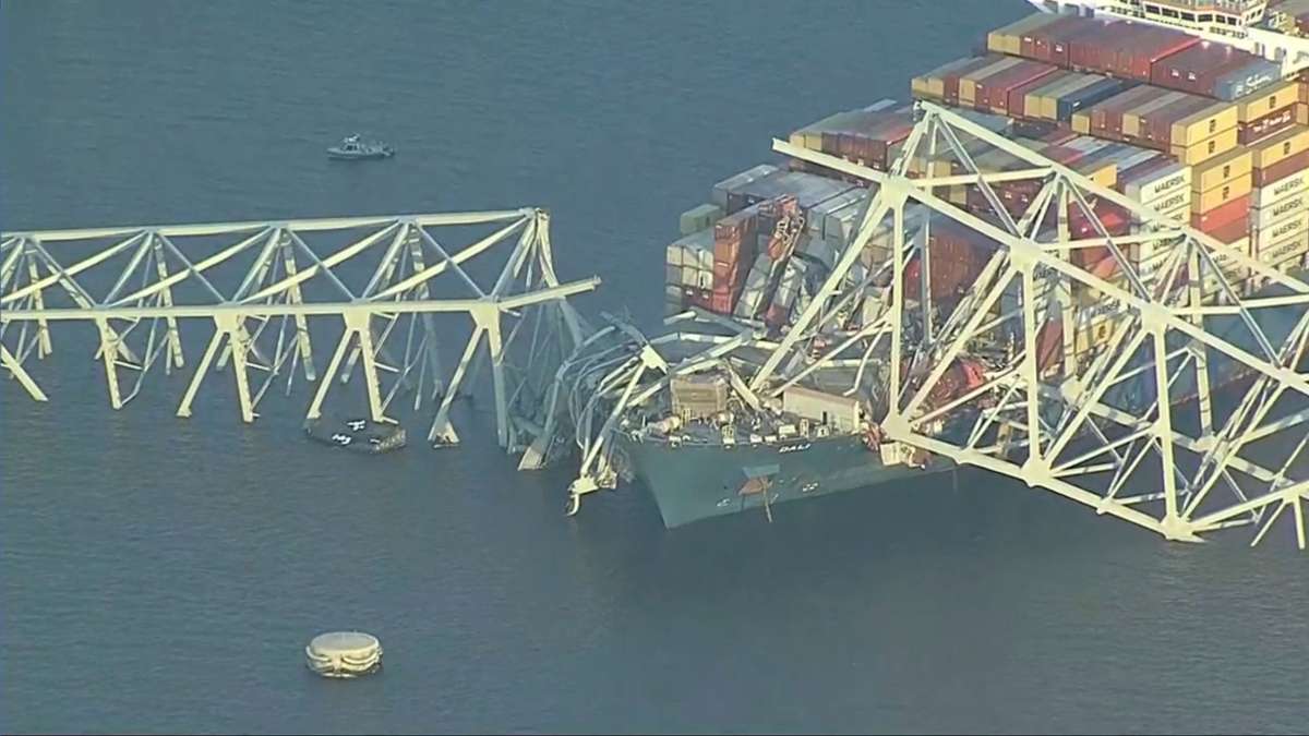 Die Francis Scott Key Bridge ist nach der Kollission mit Containerschiff Dali eingestürzt. Die Brücke ist mehr als 2,5 Kilometer lang.