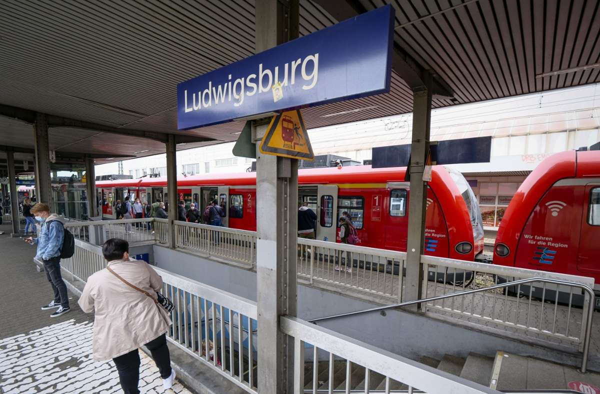 Polizei am Bahnhof Ludwigsburg: Junge Dreierbande auf Diebeszug