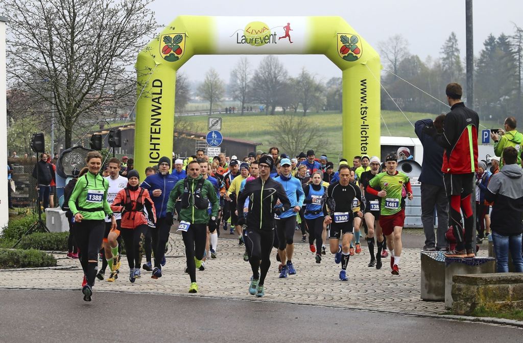 Über 1000 Teilnehmer beim Lichtenwalder Laufevent und ein „unbekannter“ Marathonsieger: Lichtenwald läuft: Über 1000 Teilnehmer beim Laufevent
