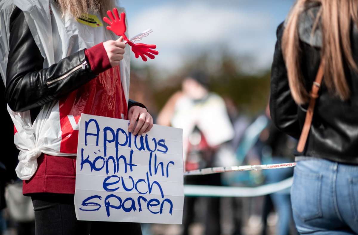 Baden-Württemberg: Verdi ruft  weiter zu Warnstreiks auf