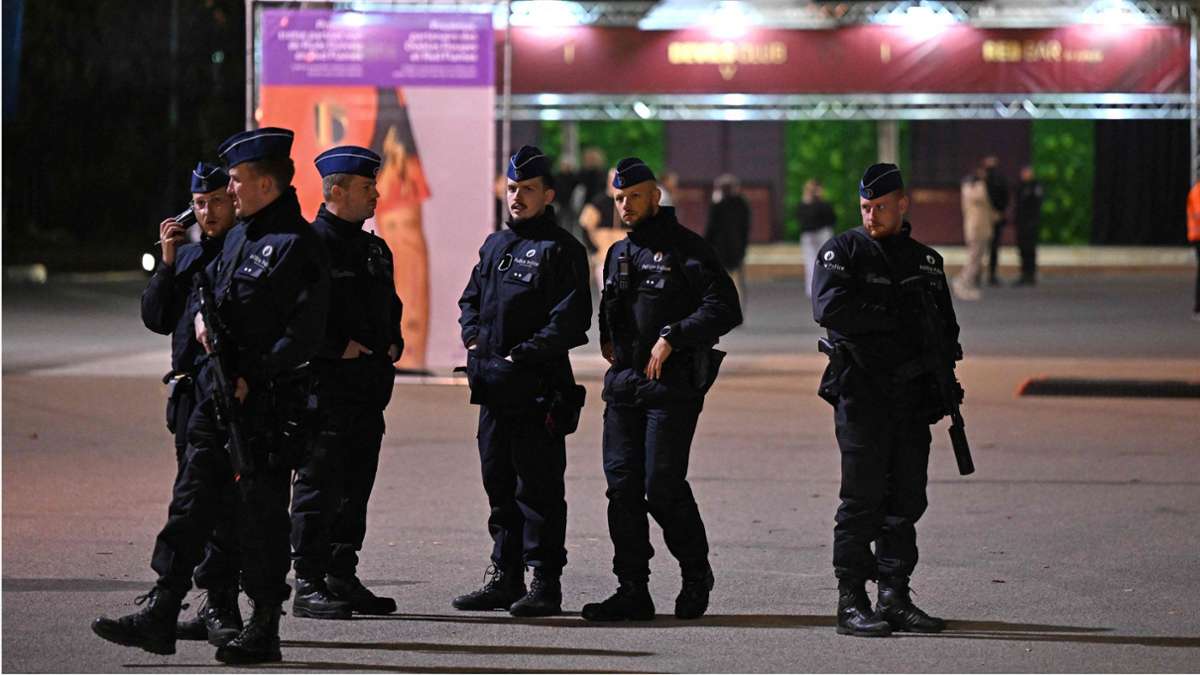 Tödliche Schüsse in Brüssel: Täter weiter auf der Flucht – Regierung spricht von Terror