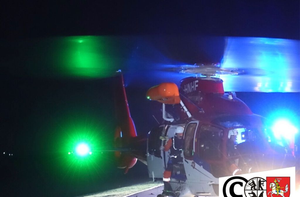 Drei Männer mussten aus dem Watt mit einem Hubschrauber gerettet werden. Foto:Kreisfeuerwehrverband Dithmarschen