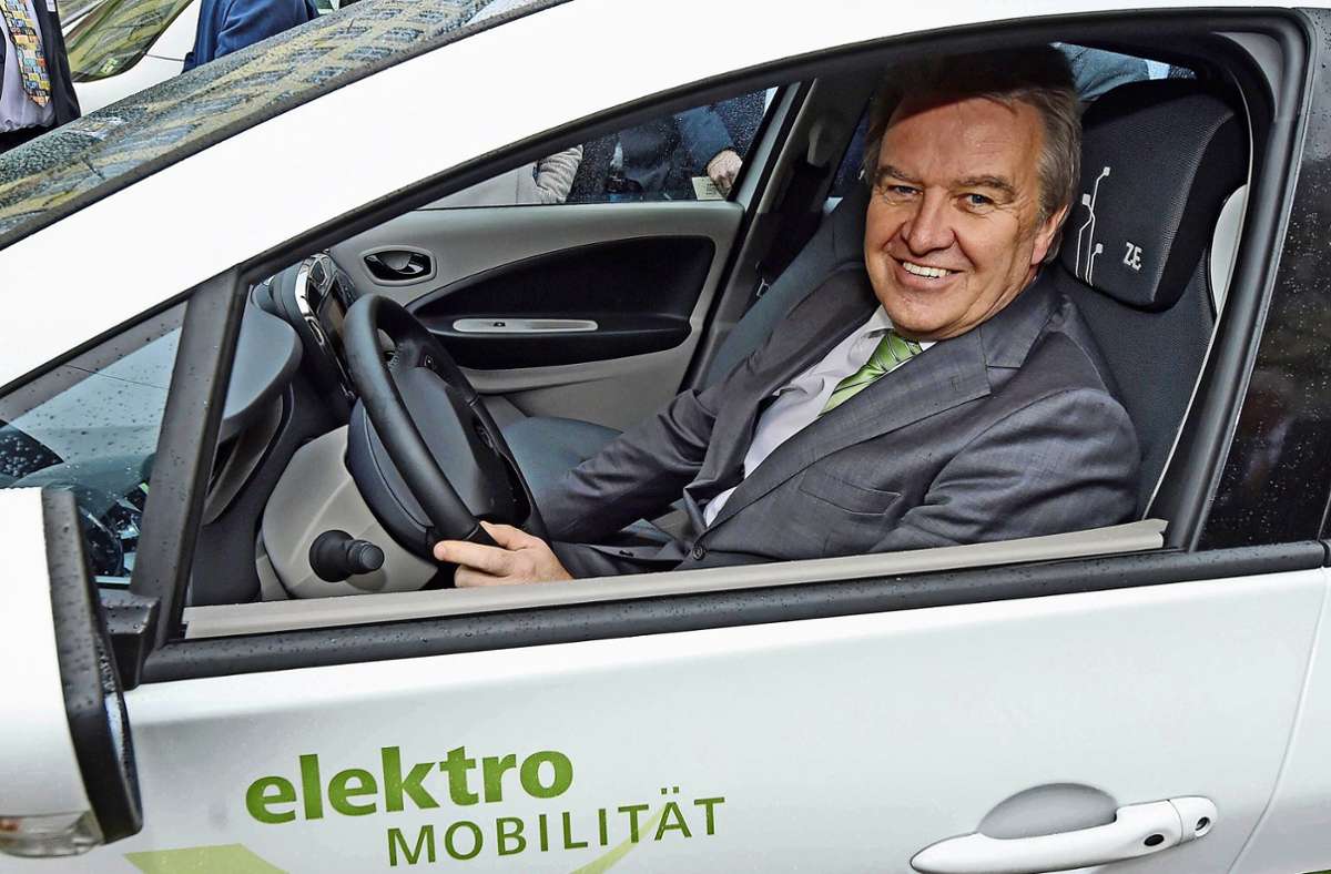 Mit dem Elektroauto war Minister Untersteller nicht unterwegs. Foto: dpa/Uli Deck
