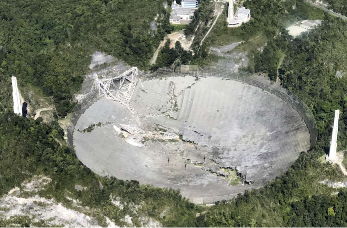 Bekannt aus James-Bond-Film: Riesiges Radioteleskop in Puerto Rico stürzt ein