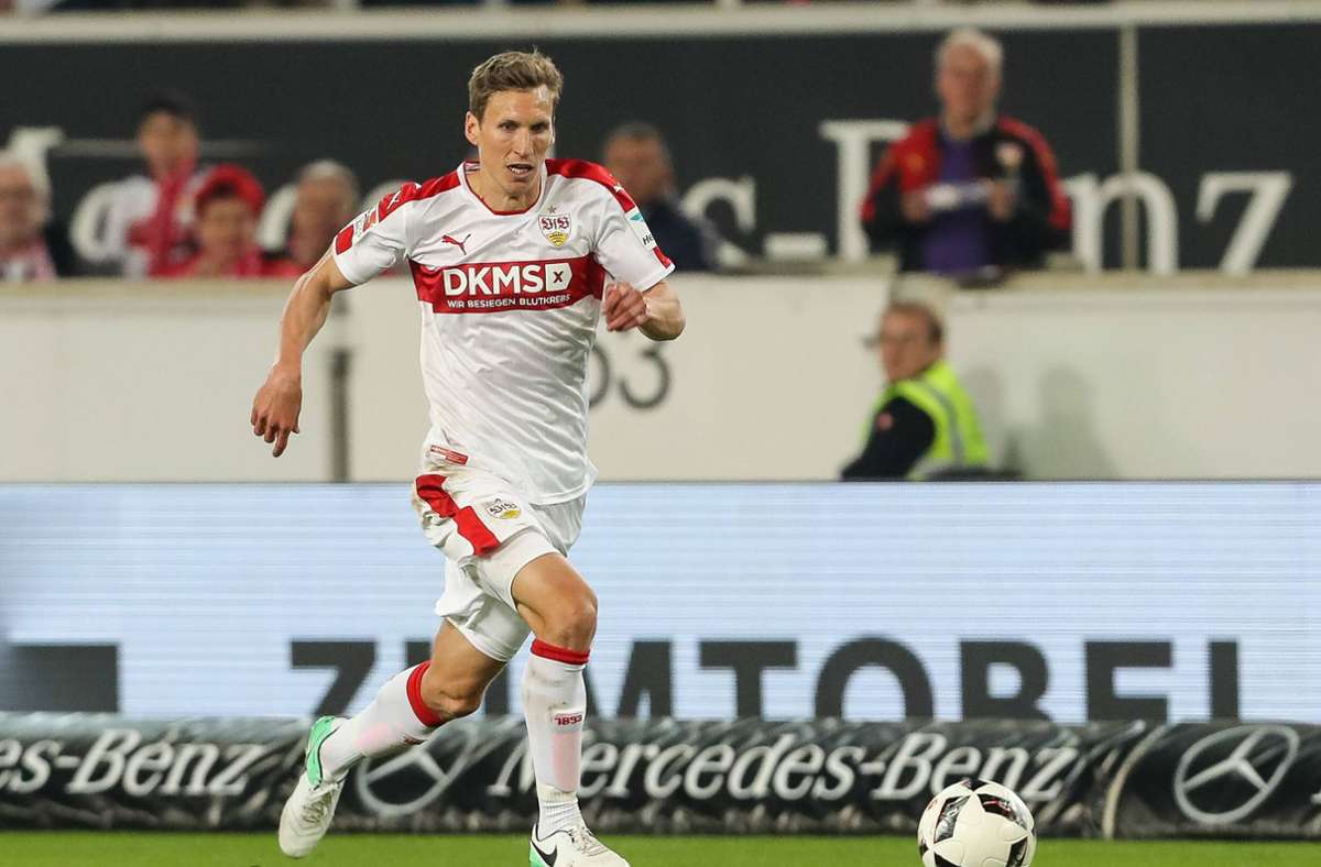 Als letzter Österreicher vor Saša Kalajdžić trug Florian Klein das Trikot des VfB Stuttgart zwischen 2014 und 2017. Der Außenverteidiger absolvierte insgesamt 80 Pflichtspiele für die Stuttgarter, erzielte vier eigene Treffer und bereitete fünf weitere vor. Nach der Zweitliga-Meisterschaft 2017 wechselte Klein zurück zu Austria Wien, für die er bereits früher gespielt hatte.