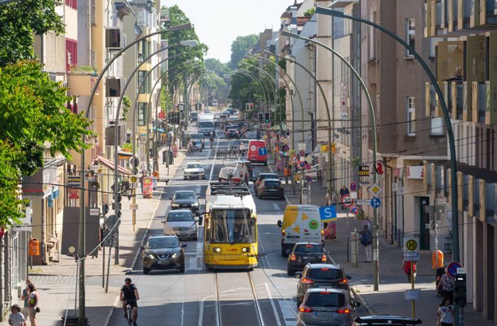 Mobilität in Deutschland: So viel  Geld geben Haushalte monatlich fürs Auto aus
