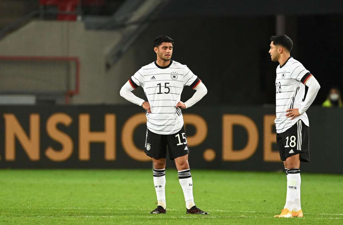 Nadiem Amiri (rechts): Der Profi von Bayer Leverkusen wurde in Minute 90 eingewechselt. Keine Note.
