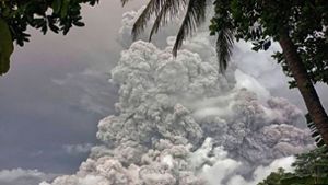 Sulawesi: Evakuierungen nach neuem Ausbruch von Vulkan in Indonesien