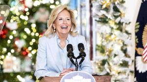 Jill Biden präsentiert bunte Weihnachtswelt