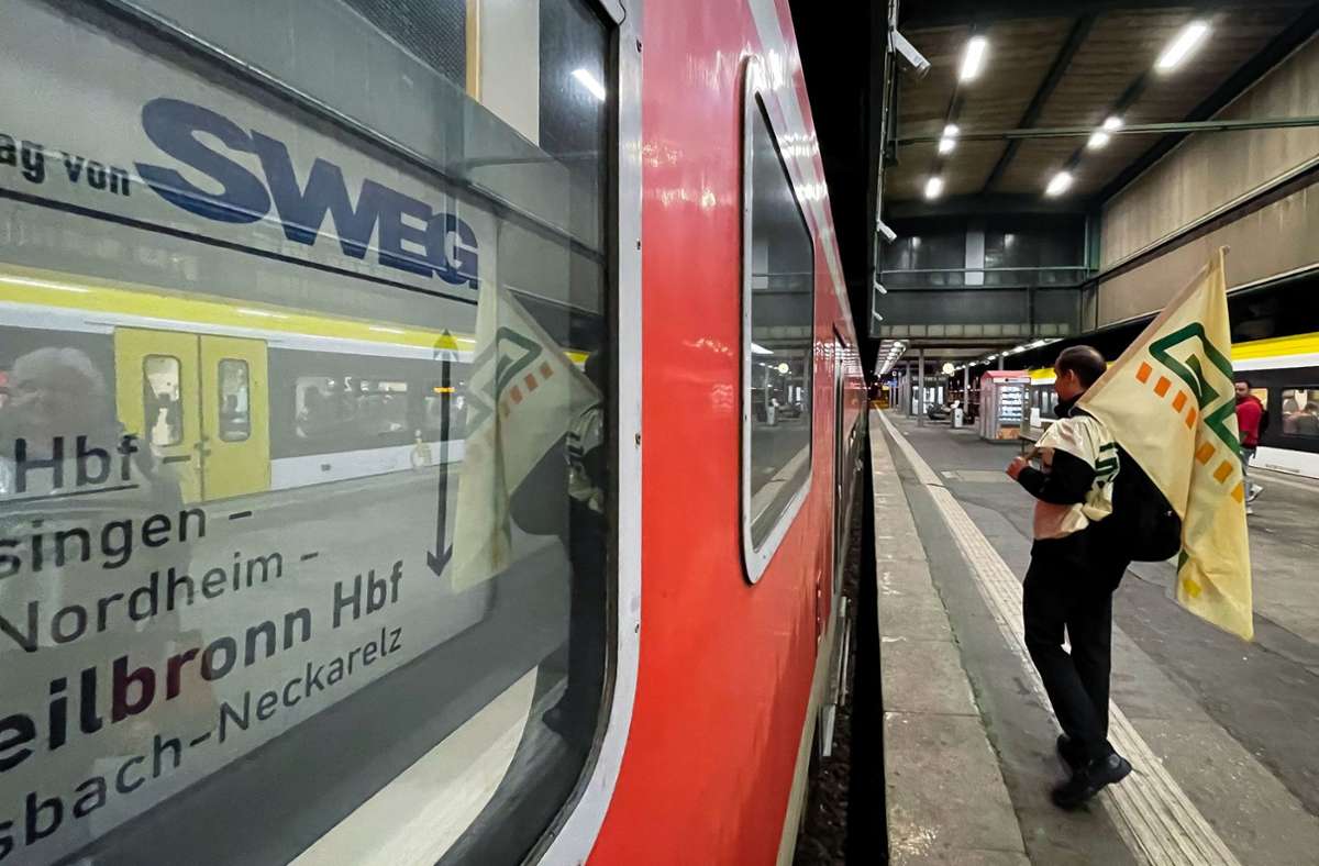 Warnstreik in Baden-Württemberg: Erneut Zugausfälle am Dienstag