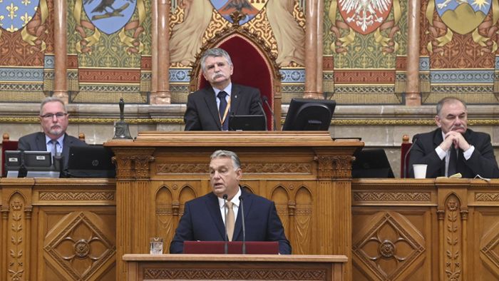 Orbán will Volksbefragung zu Russland-Sanktionen