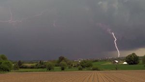 Unwetter in Stuttgart: Blitz schlägt in Haus in Botnang ein