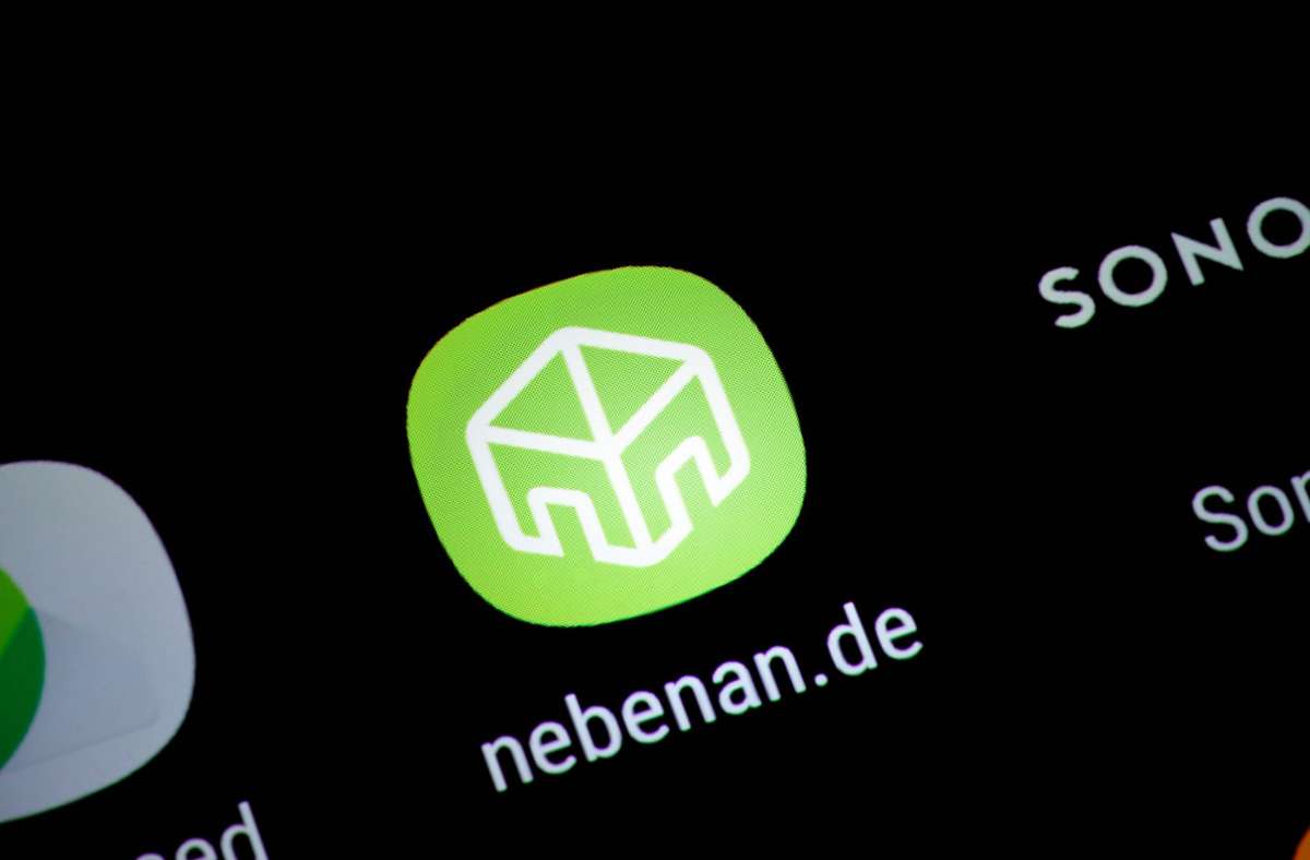 Die Digitalisierung macht auch vor der Nachbarschaftshilfe nicht Halt: Über Smartphone-Apps wie Nebenan.de, Nextdoor oder die Nachbarschafts-App kann man heutzutage Hilfe finden.