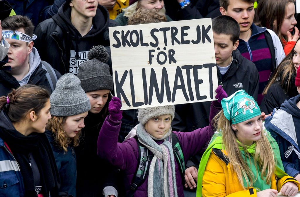 Greta Thunberg: Klimaaktivistin demonstriert mit tausenden Menschen in Hamburg