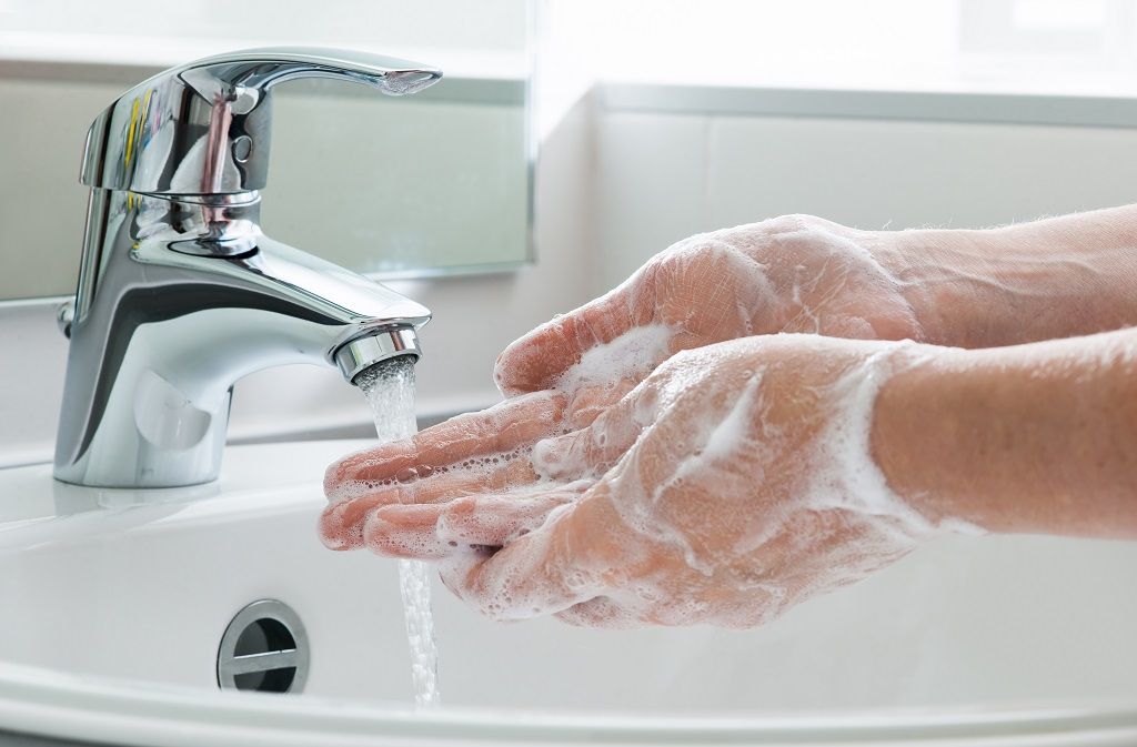 Richtiges Händewaschen kann vor Infektionen schützen