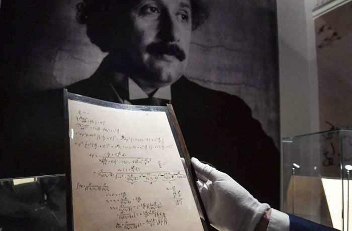 Bei Auktion von Christie’s in Paris: Manuskript von Einstein für Millionen versteigert