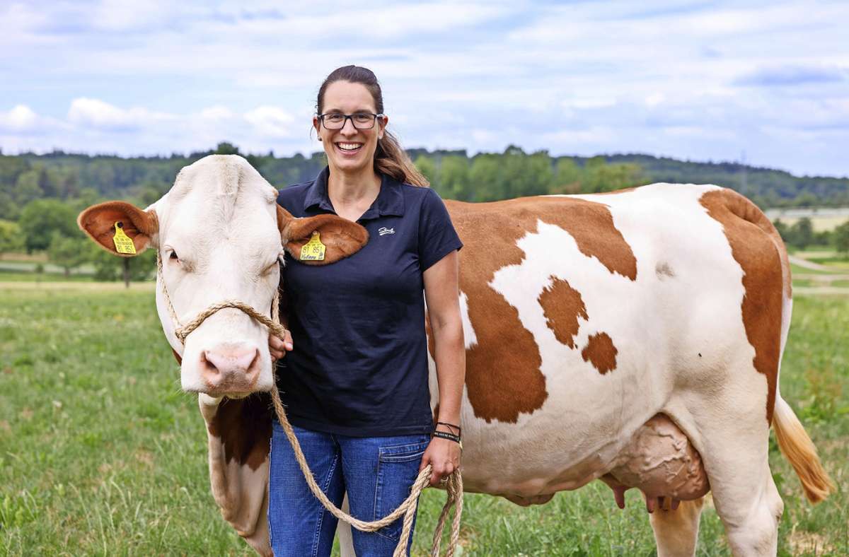 Altdorfer Bäuerin bei Zuchtwettbewerb: Kuh Wally ist eine der Schönsten im ganzen Land
