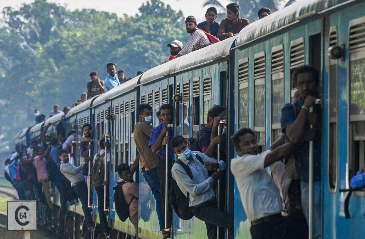 Der Schienenverkehr ist am Mittwoch wegen Streiks stark eingeschränkt in Sri Lanka.