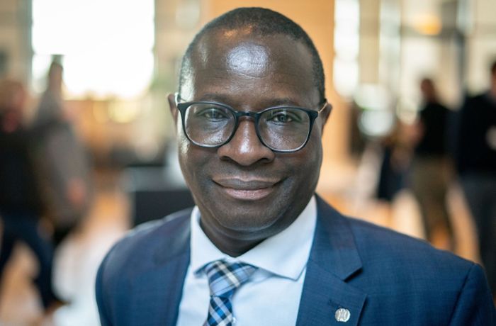 Karamba Diaby zeigt das weltoffene Halle/Saale: Genosse Diaby –  Trendsetter aus Afrika