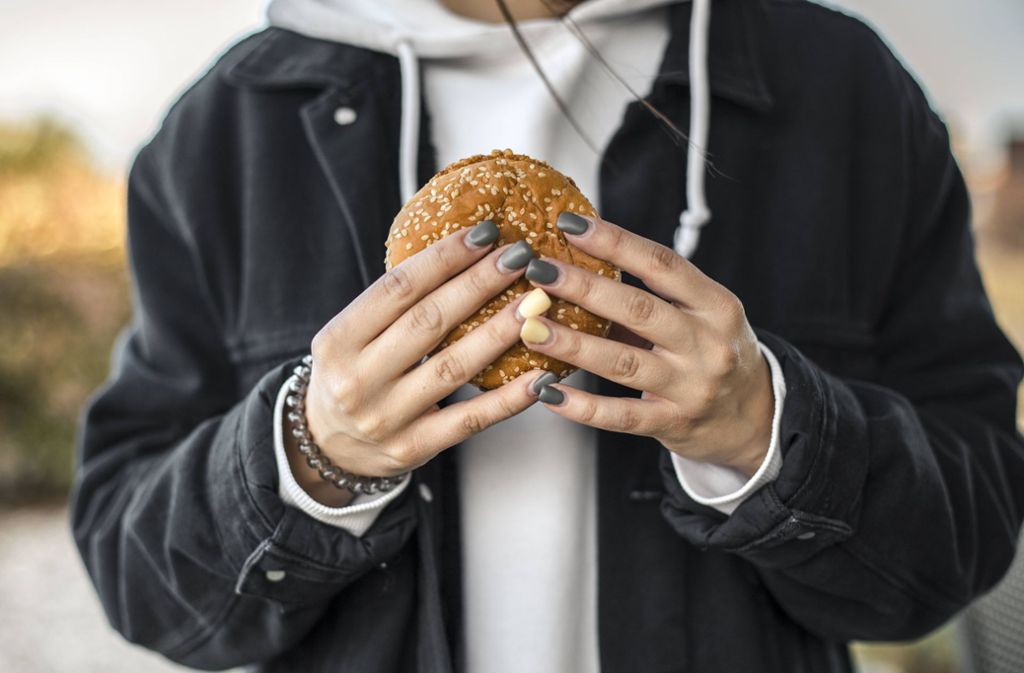 Studie des Robert-Koch-Instituts: So viel Fastfood konsumieren Jugendliche am Tag