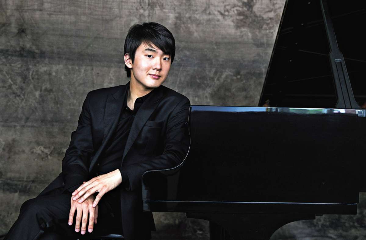 Pianist Seong-Jin Cho in Stuttgart: Der Superstar  spielt  sich in einen Rausch