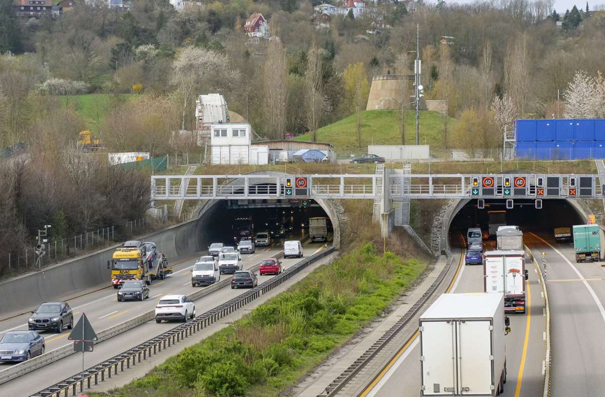 Baustelle auf A 81 in Leonberg: Engelbergtunnel in der Nacht komplett gesperrt