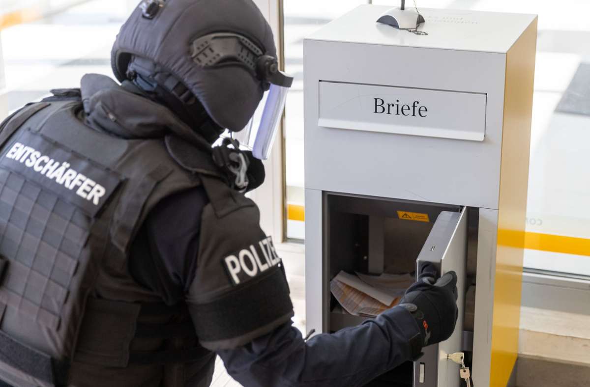 Erpressungsversuche auch in Stuttgart: Weitere gefährliche Briefe bei Commerzbank-Töchtern eingegangen