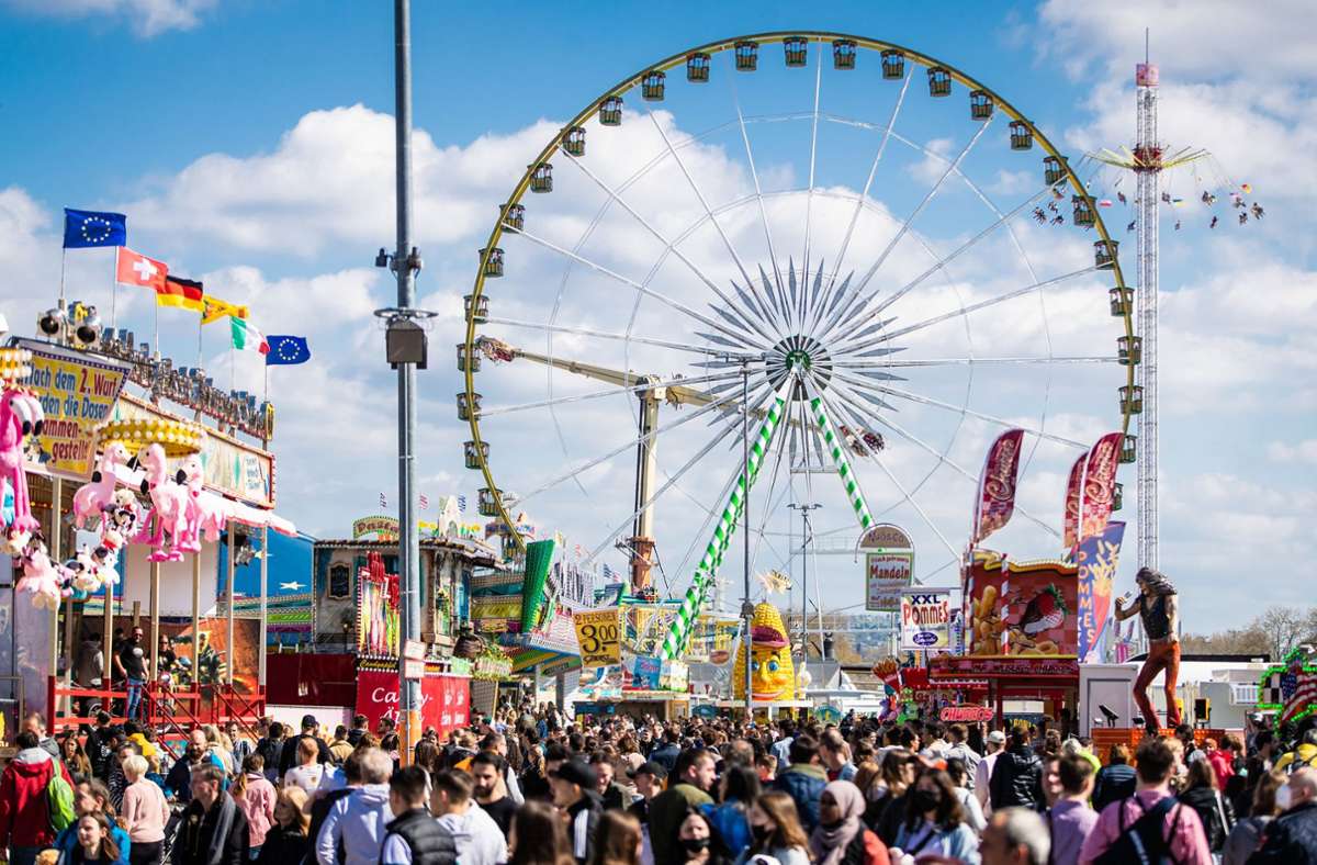 Stuttgarter Frühlingsfest: 200 000 Besucher strömen am Osterwochenende auf den Wasen