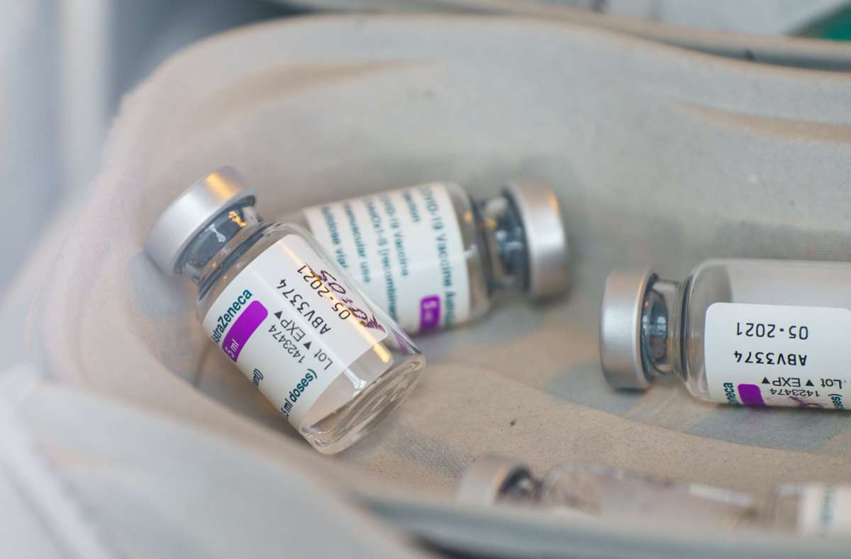 Testen und Impfen gegen das Coronavirus: Nachfrage im Land  nach Astrazeneca steigt