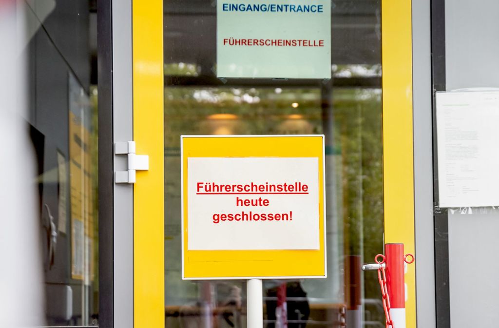 Die Zulassungsstelle macht manchmal unerwartet   zu – wegen Andrangs. Foto: Lichtgut/Julian Rettig