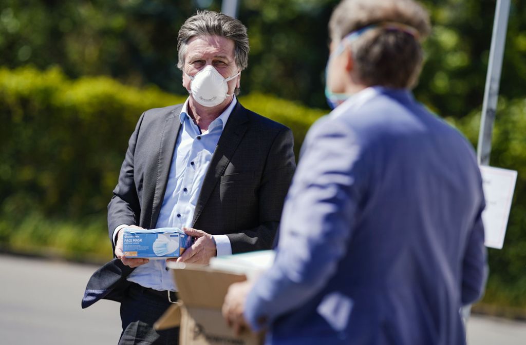 Corona-Pandemie in Baden-Württemberg: Heidelberg übergibt dem Land 380.000 Schutzmasken