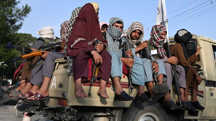 Warum sind die Taliban und der IS verfeindet?