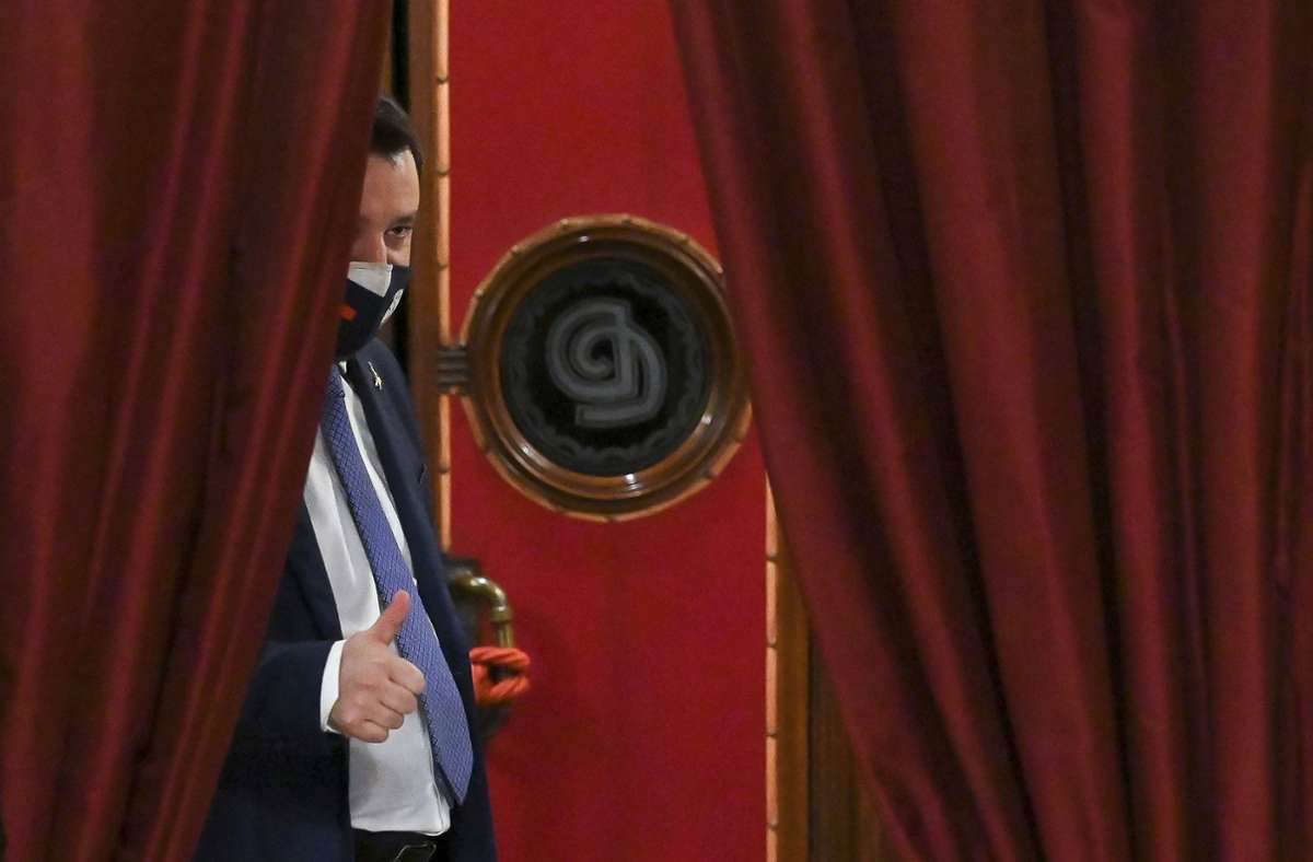 Nach Berlusconi-Verzicht: Wer wird Präsident in Italien?