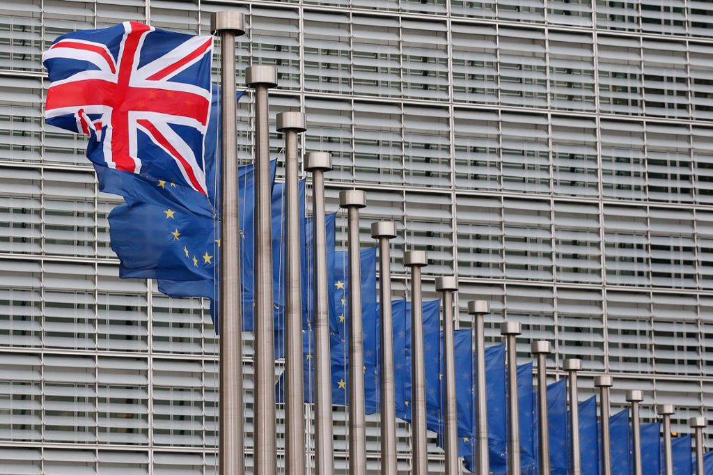 Politik und Wirtschaft wollen Klarheit für Zeit nach Brexit