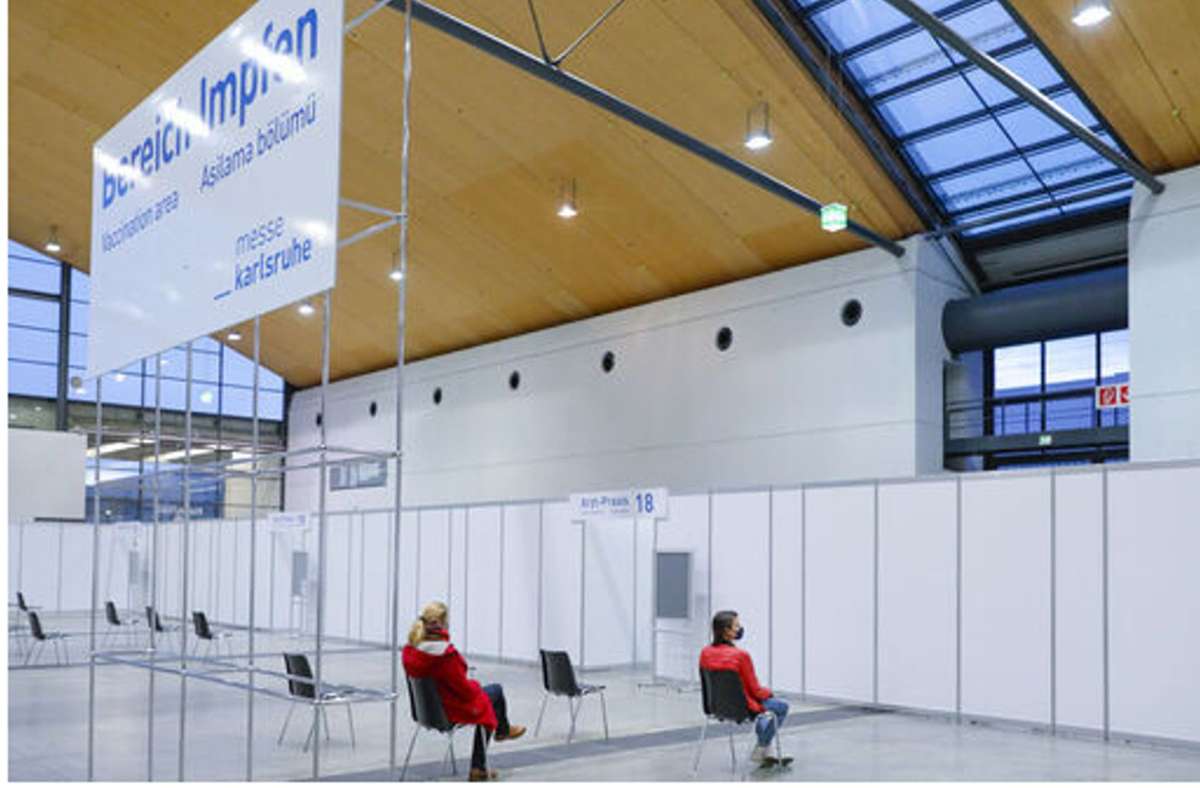 Auf der Messe in Karlsruhe wird derzeit geimpft – Ausstellungen finden vor Ort keine statt. Foto: Jürgen Rösner/Messe Karlsruhe