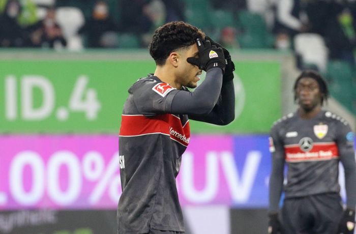 VfL Wolfsburg gegen VfB Stuttgart: Marmoush entschuldigt sich für seinen Elfmeter