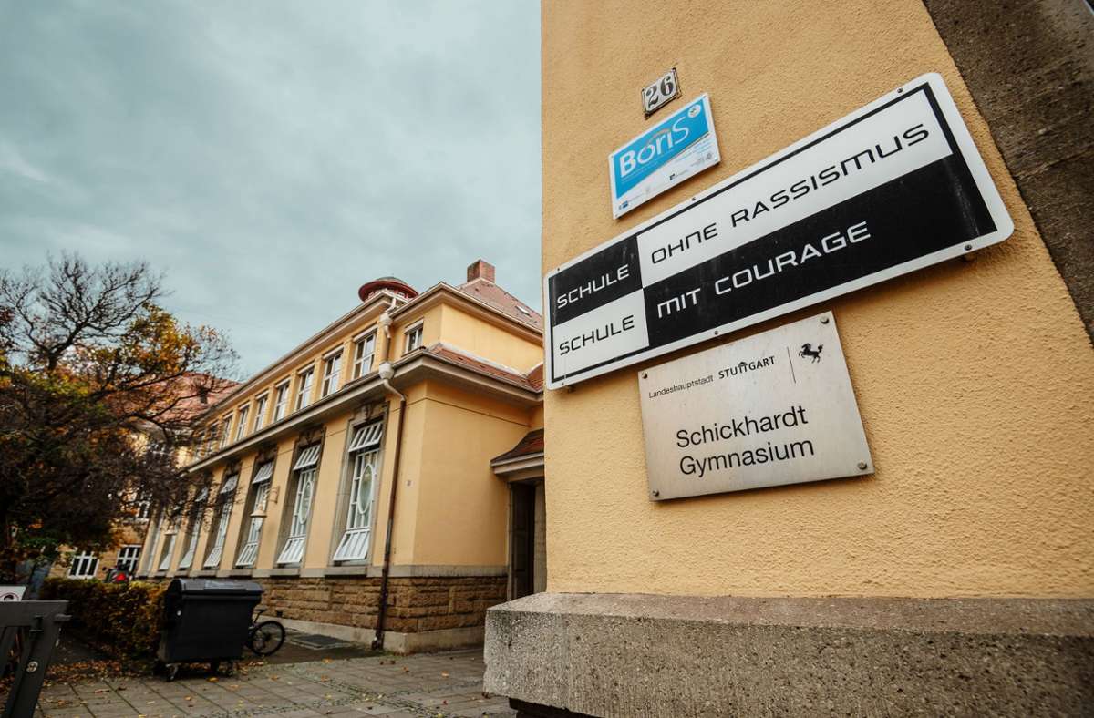 Schickhardt-Gymnasium in Stuttgart: Schülerin zeigt  Rektor an