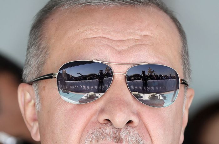 Türkische Regierung tief im Korruptionssumpf: Pate bringt   Präsidenten in Bedrängnis
