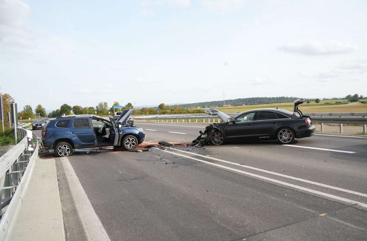 Unfall bei Bondorf: Drei Verletzte nach Frontalcrash