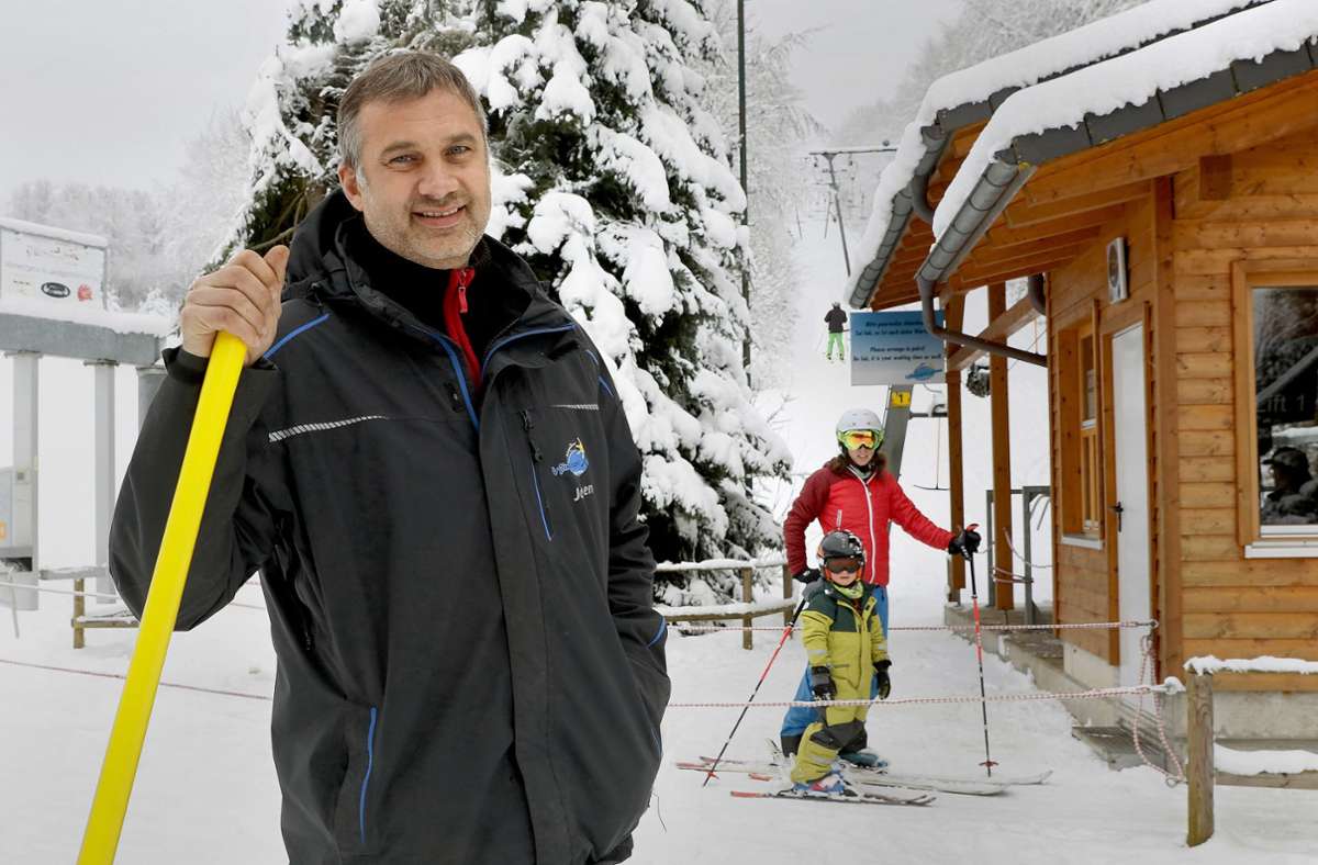 Holzelfingen auf der Alb: Ski deluxe: Lift für 150 Euro die Stunde buchen