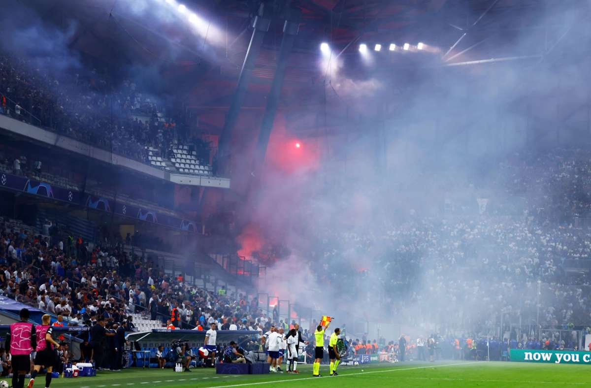 Eintracht Frankfurt in Marseille: Fußball-Fan bei Ausschreitungen schwer verletzt